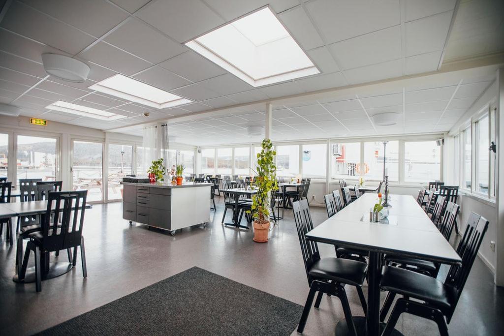 Kajkanten Restaurang B&B Kopmanholmen Экстерьер фото
